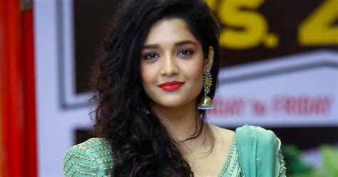 Welcome To Indian Bollywood Beauty Ritika Singh Indian Actress Hot