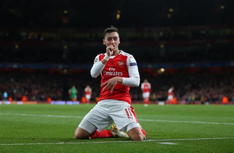 3 Sensational Records Arsenal Star Mesut Ozil Still Holds Including One Against Tottenham
