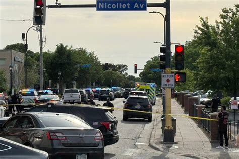 Sources: Officer shot and killed in Minneapolis; 1 officer and 4