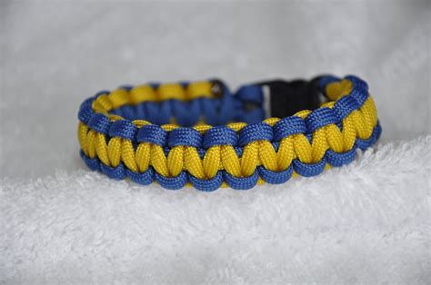 Check spelling or type a new query. Paracord Designs: Survival Bracelets Color Ideas