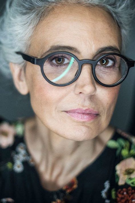 The Best Glasses For Grey Hair 35 Inspirational Styles Grey Hair And Glasses Glasses