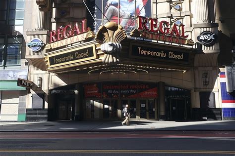 Qanda Cineworld Ceo On Reopening Regal Theaters In Us After