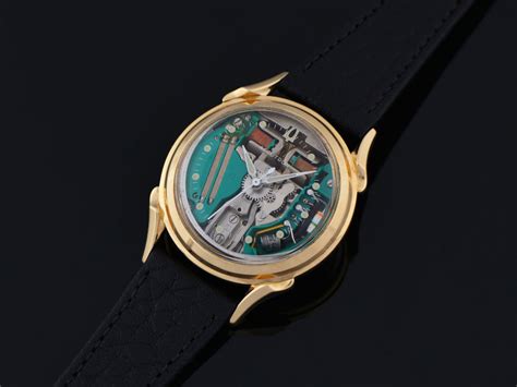 Bulova Accutron Spaceview 14k Gold Watch Unwind In Time