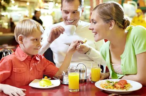Tips To Dine Out With A Child With Autism Rockland Parent