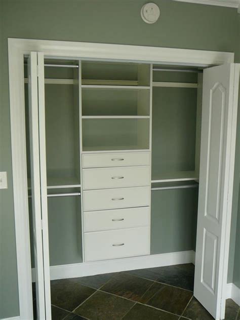 The closet organizer tips and ideas below will help you kick clutter and confusion to the curb forever! Keep your house tidy - cheap closet organizers | Couch ...