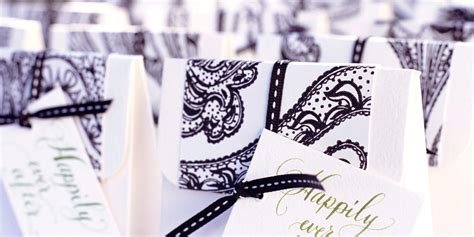 10 Things To Put In Your Wedding Welcome Bags World Celebrat Daily