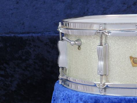 Ludwig Jazz Festival 5 X 14 Sparkling Silver Pearl Wood Snare Drum 1964