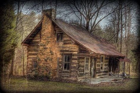 Pin By June Coker On Echoes Of Time In 2019 Old Cabins Cabin Homes