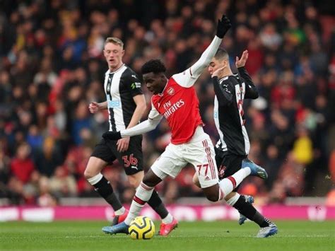 Shop by bukayo saka 7. Bukayo Saka Belum Mau Perpanjang Kontrak di Arsenal | Liga ...