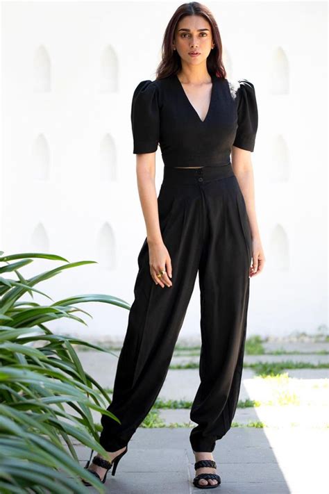 Aditi Rao Hydaris Black Co Ord Set Featured A Backless Top And