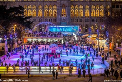 Wiener Eistraum The Vienna Ice Dream Ice Rink In The Center Of Vienna