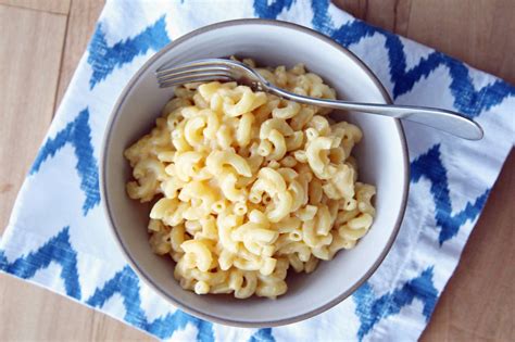 All for the fact that everything he wrote in his recipe is so straightforward. Alton Brown's Stove Top Mac-n-Cheese Recipe | Recipes ...