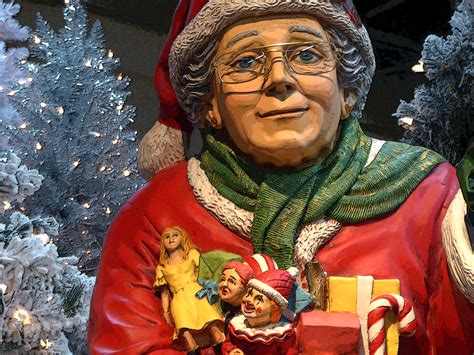 Mrs Claus 2 Free Stock Photo Public Domain Pictures