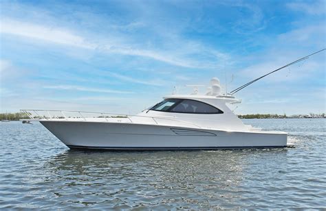 2022 Viking 54 Sport Coupe Convertible For Sale Yachtworld