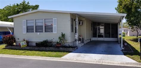 1978 Skyline Mobile / Manufactured Home in Saint Petersburg, FL via