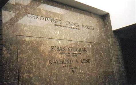 Chris Farley Found A Grave