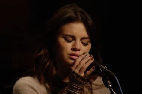 Selena Gomez Performs Rare Unplugged Watch Billboard Billboard