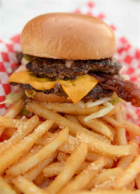10 Best Burgers In Phoenix A Locals Guide Female Foodie