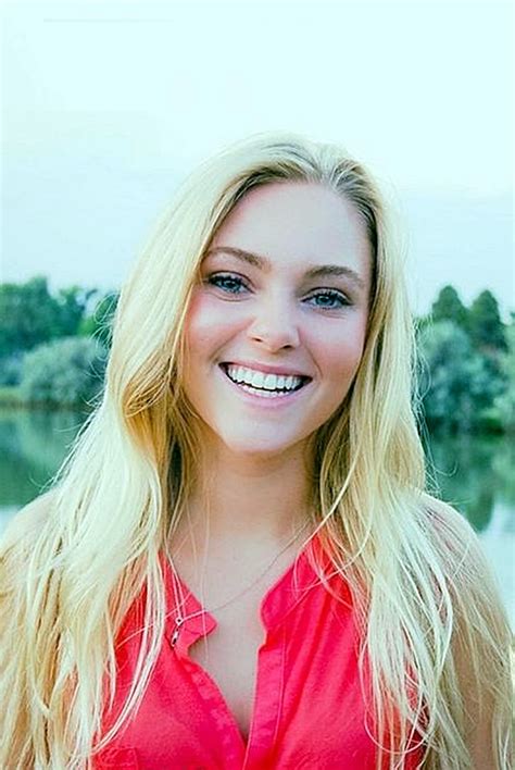 Beauty 2 All Annasophia Robb Beautall Just Women Beauty Women Beaut4all