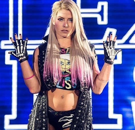 Pin By Rbz Shaan On Alexa Bliss Wwe Female Wrestlers Female Wrestlers Queen Of The Ring