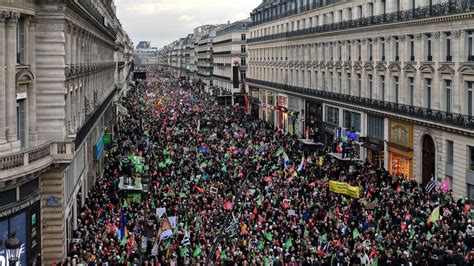 Une Photo De La Manifestation Anti Pma à Paris A T Elle été Retouchée