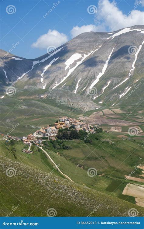 Italian Mountain Village Castelluccio Stock Image Image Of Nature