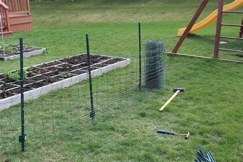 It can be put up either as individual panels or constructed to fit the site. How To Put Up An Inexpensive Fence For Your Garden ...