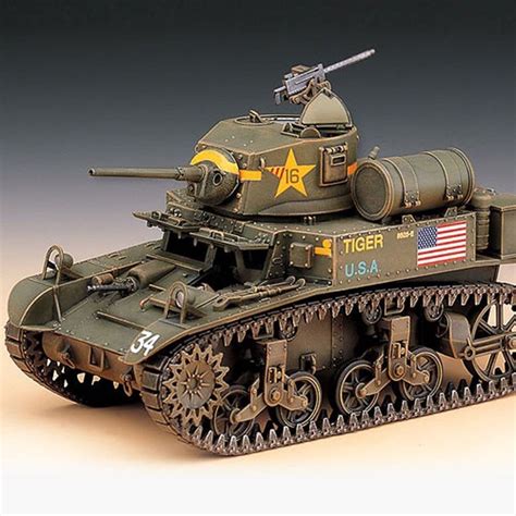 Academy Us M3a1 Stuart Light Tank Plastic Model Kit Scale 135