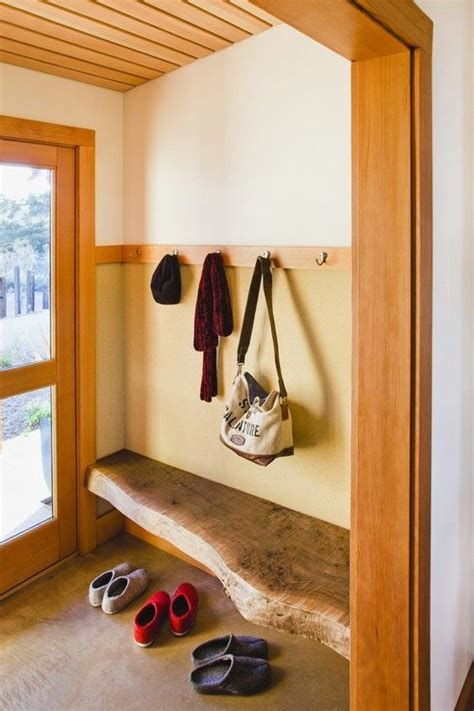 40 Rustic Home Decor Ideas You Can Build Yourself Diy Entryway Bench