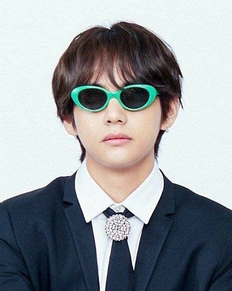 Jin White Glasses Meme Bts Rm With Glasses Wattpad