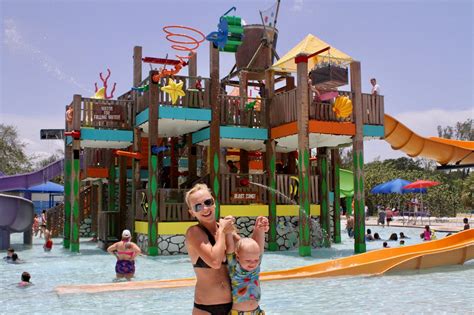 7 Top Water Parks Near North Miami Beach Perfect For Beating The Heat