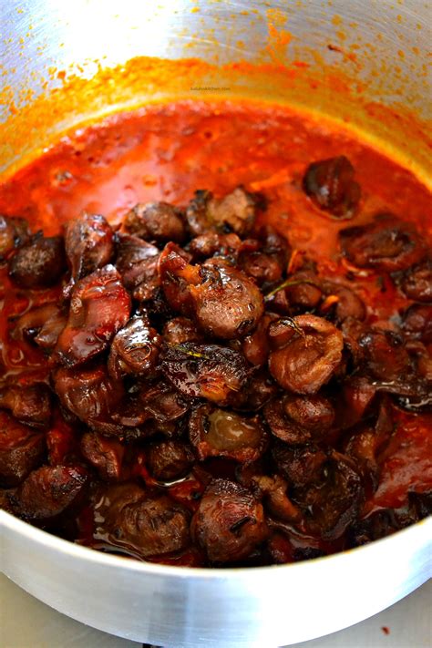 Add Your Fried Gizzard Into The Tomatoes And Let Them Cook Like A Dry