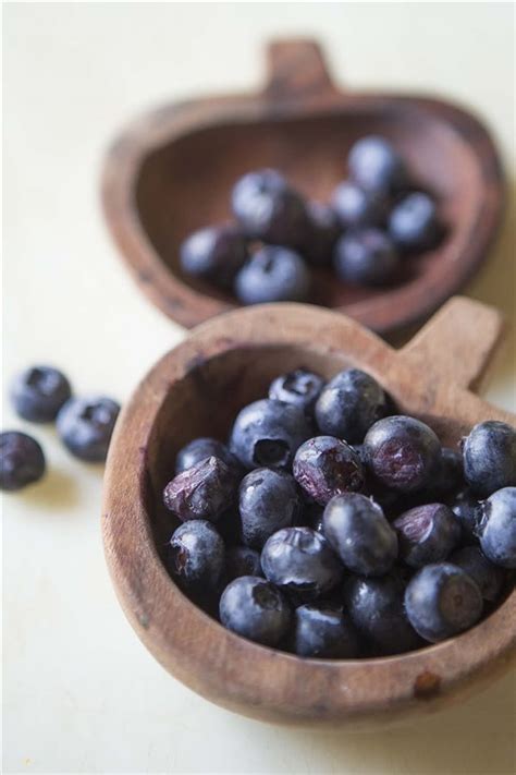 Cuando tu médico te informa que tienes el colesterol alto, es fundamental realizar cambios en la alimentación, que incluyan alimentos para bajar el colesterol malo. Los 32 alimentos que bajan el colesterol rápidamente
