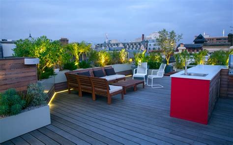 To give the property a real indoor/outdoor feel we designed the level of. Roof terrace lifestyle de MyLandscapes Garden Design | homify