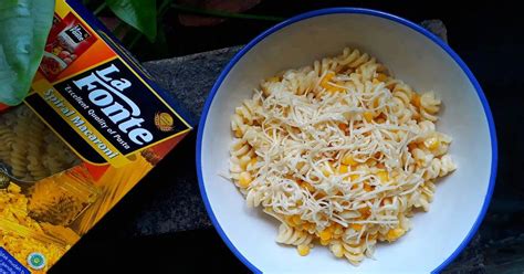 Resep Sweet Macaroni Corn Cheese Oleh Merie Prayatna Mazrial Cookpad