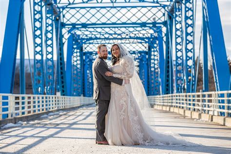 032 Downtown Grand Rapids Wedding Photographer • Grand Rapids Wedding Photographer Arrae