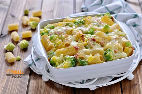 Check spelling or type a new query. Pasta al forno con cavolo romano e speck - Pelle di Pollo