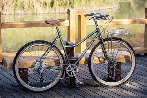 Velo Orange Polyvalent Low Kicker Sage Green Md — Utility Bicycle