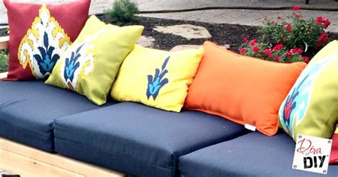 Nothing was going to obstruct that view! How to Make Decorative No Sew Outdoor Throw Pillows | Diva ...