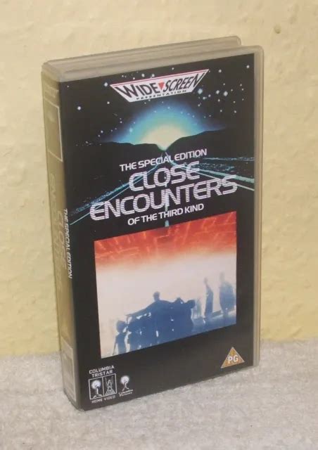 CLOSE ENCOUNTERS OF The Third Kind Special Edition Widescreen VHS