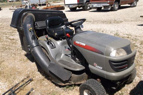 This craftsman riding mower continues to be popular thanks to how it has features that are designed to provide the user with the right controls and functions for. Craftsman LT 2000 Riding Mower- Kohler Pro 17 OHV- Bagger ...