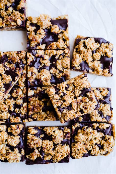 I'm not a big fan of. Healthy Almond Butter Oat Bars (Gluten-Free, Vegan ...