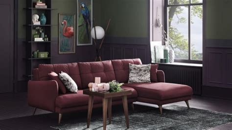 7 Must-Have Side Table Decor Ideas