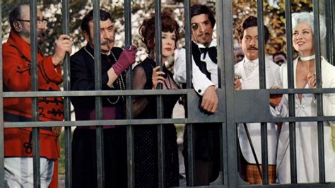 Nonton king of hearts (1966) subtitle indonesia full movies indoxxi streaming download film terlengkap dan terbaru | bioskopkeren. REVIEW: Le roi de coeur King of Hearts 1966 | www ...