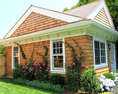 Like asphalt shingles and cedar shakes, composite shakes and tiles are sold in bundles. Cedar Shake Vinyl Siding Ideas, Pictures, Remodel and Decor