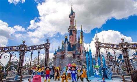 Disneyland París 2 Días 2 Parques 🎁 ¡consigue Descuento Al Reservar Paquete Hotel Entrada