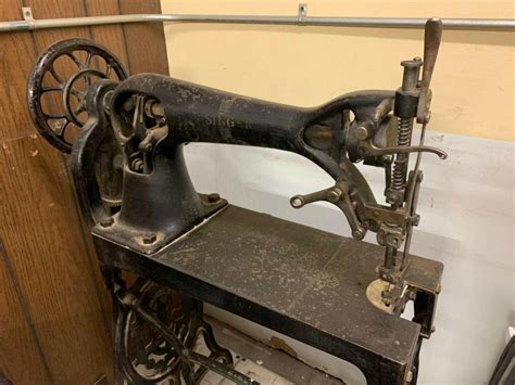 Pedal Powered 6 Class Singer Leather Sewing Machines