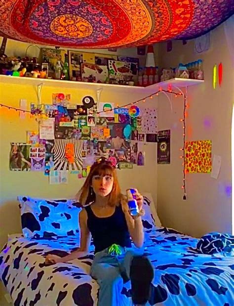 🌿☯️🍄🧸 Girlsroom In 2020 Indie Room Decor Indie Room Aesthetic Bedroom