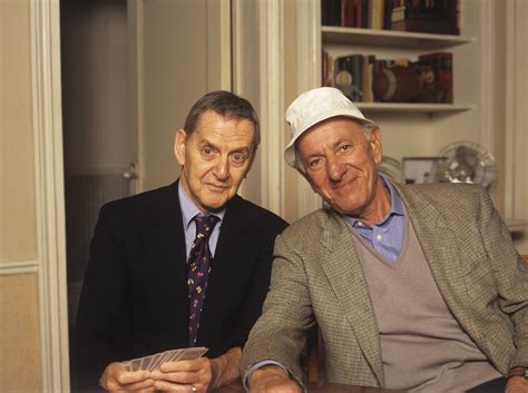 Life and Death of Beloved 'The Odd Couple' Actor Tony Randall