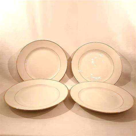 4 assiettes à dessert porcelaine blanche liseré doré Label Emmaüs
